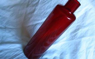 Riihimäki Nanny Still /rubiinin punainen pullo