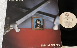 Alice Cooper – Special Forces (Orig. 1981 USA LP)