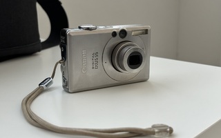 Canon Ixus 55