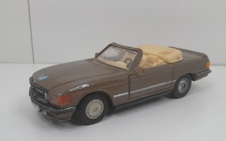 Mercedes Benz 500SL Cabriole 1/39 MC Toy Kiina 11 cm 1987?