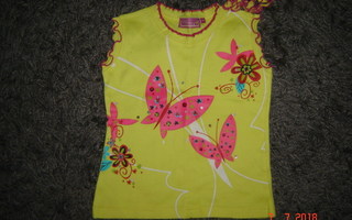 UUSI keltainen hihaton T-paita perhosen kuvilla, koko 110 cm