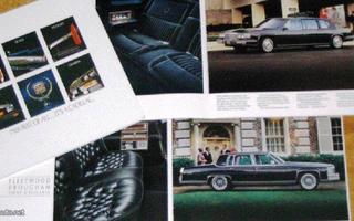 1986 Cadillac mallisto esite - KUIN UUSI - 36 sivua
