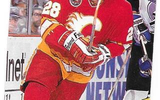 1993-94 LEAF #170 Paul Ranheim Calgary Flames