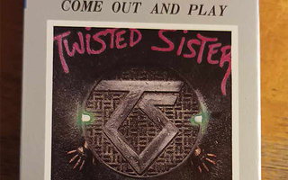 Twisted Sister - Come Out And Play C-kasetti