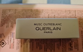 Hajuvesinäyte Guerlain Paris Musc Oltreblanc
