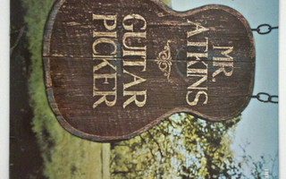 Chet Atkins : Mr Atkins - Guitar Picker