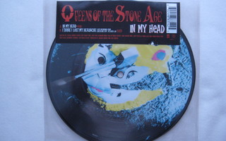 QUEENS OF THE STONE AGE - IN MY HEAD kuva 7"