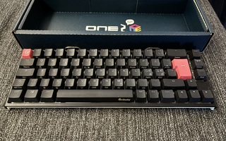 Ducky One 2 SF Cherry MX Black -mekaaninen näppäimistö