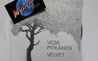 VESA PITKÄNEN VELVET - LUMEEN UPONNUT UNELMA / ..  M-/M- 7"