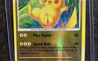 Pikachu 70/100 pokemon holo rare kortteja