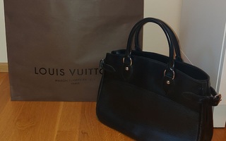 Louis Vuitton Passy PM