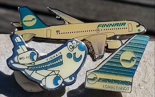 Finnair pinssit - 3 kpl. Kookkain Boeing pinssi - 45mm