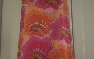Kaunis H&M:n kukkakuvioinen mekko + pääpanta,  128 cm
