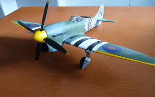 Hawker Tempest Mk.V ISO kokoinen pienoismalli