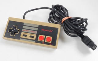 Nintendo 8-Bit Controller NES-004 (Refurbished)