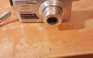 Digitaalikamera Sony Cyber-shot 14.1 optical zoom 5x