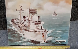RETRO JIGSAW Palapeli HMS Glamorgan Hävittäjälaiva