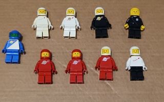 Lego Retro astronautti minifiguurit 9kpl
