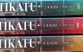 KOTIKATU, KAUDET 2 - 4 DVD