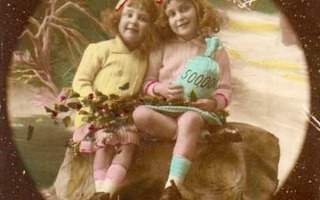 LAPSI / Ihastuttavat kiharahiuksiset pienet tytöt. 1900-l.