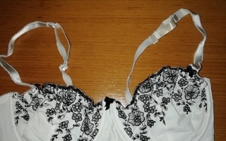 H&M-musta-valkoiset pitsiä rintaliivit  rintatukikaari 80 C