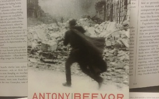Antony Beevor - Berliini 1945 (pokkari)