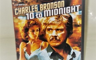 10 TO MIDNIGHT  (Charles Bronson)