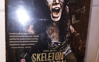 DVD SKELETON CREW ( SIS POSTIKULU  )
