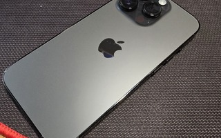 iPhone 14 Pro Tähtimusta