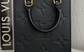 Louis Vuitton aito