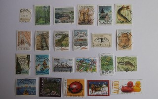 AHVENANMAA -- Loistoleimattuja postimerkkejä