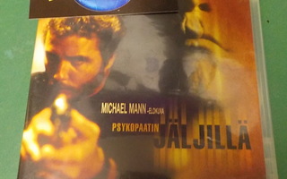 PSYKOPAATIN JÄLJILLÄ SUOMI PAINOS DVD (W)