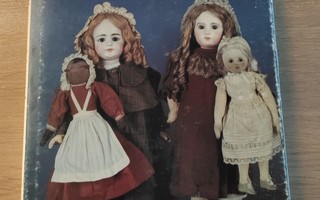 DOLL COLLECTORS MANUAL 1983