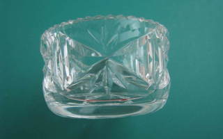 Suola-astia suolakuppi kristallia