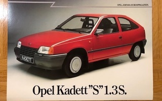Esite Opel Kadett 1.3 S 1987/1988