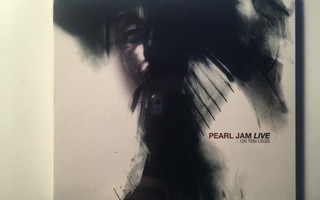 PEARL JAM: Live On Ten Legs, CD, muoveissa