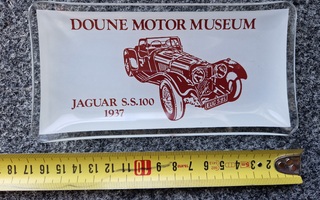 Jaguar S.S 100. Vintage tuhkakuppi hieno
