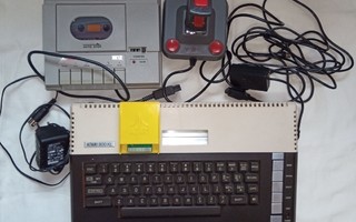 Toimiva  8bit klassikko iso setti Atari 800XL