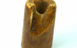 Ikivanha Eskimo mursun syöksyhammas 29g 41mm harppuunan osa