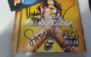 STEEL PANTHER - BALLS OUT CD KOKO BÄNDIN NIMMAREILLA