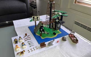 Lego 6270 Pirates Forbidden island