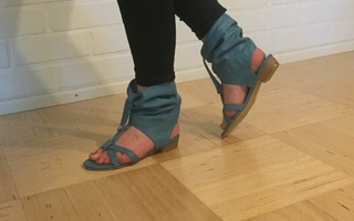 Uudet Ana Mariana siniset sandaalit koko 37