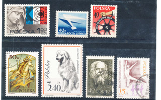 PUOLA postimerkkejä