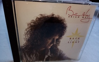 CD Brian May :  BACK To the Light ( SIS POSTIKULU)