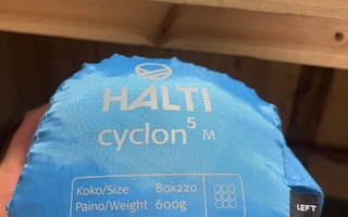 Halti Cyclon 5 Makuupussi