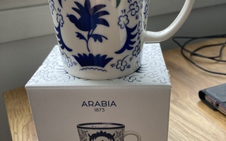 Arabia 100 v juhlavuoden muki She-Fo, uusi