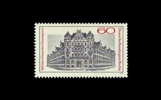 Berlin 550 ** Patenttivirasto 100v (1977)