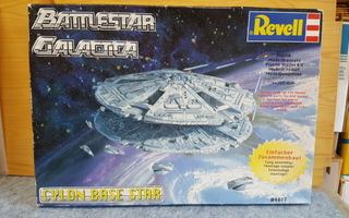 Revell Battlestar Galactica .Cylon Space Star