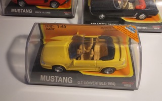 Ford mustang 3kpl 1:43