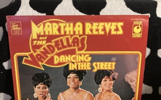 Martha Reeves & The Vandellas – Dancing In The Street LP